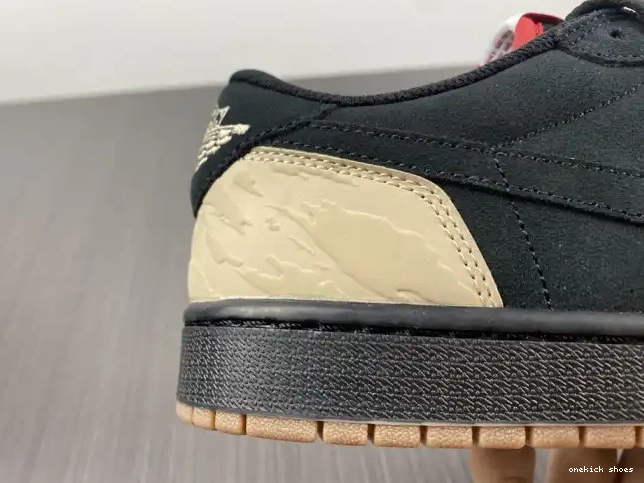 Rep Onekick Air Low 1 SoleFly x Carnivore Jordan DN3400-001 0404